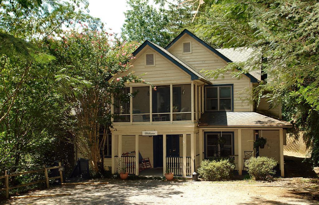 جاتلينبرج Eight Gables Inn المظهر الخارجي الصورة